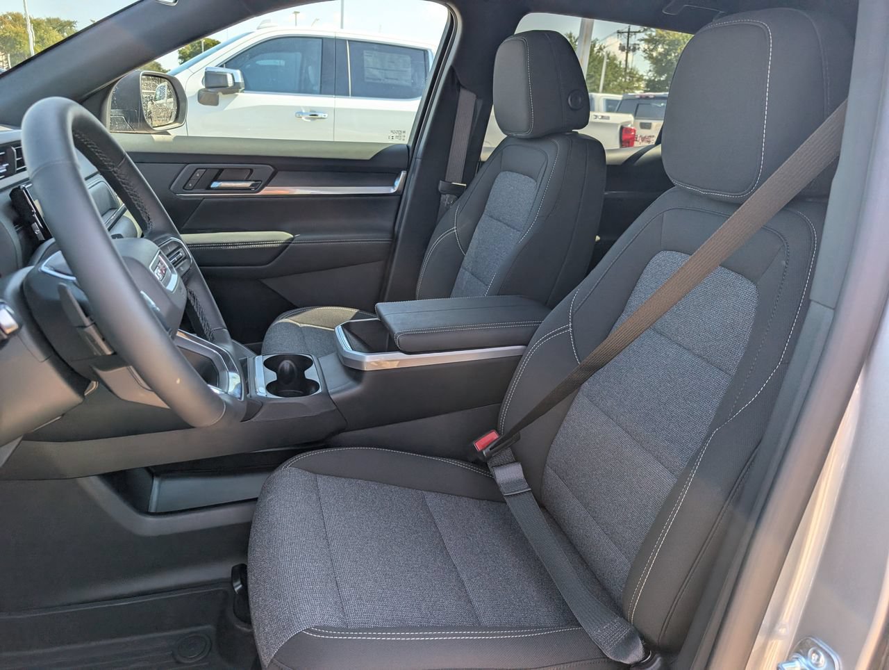 New 2027 GMC Terrain Elevation w/ LPO, Floor Liner Package FWD image 19