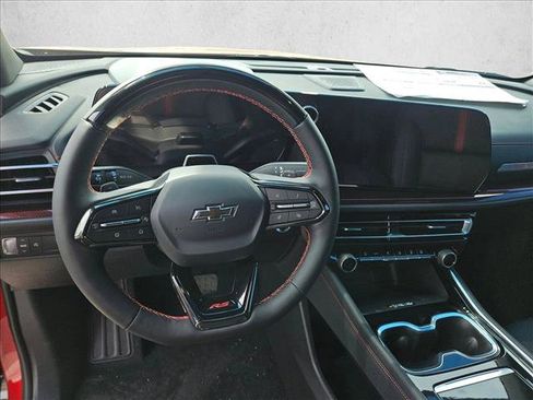 New 2026 Chevrolet Traverse RS FWD image 13