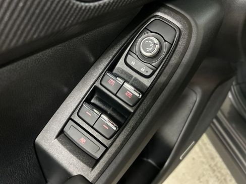 Certified 2025 Subaru Crosstrek 2.5i Limited AWD/4WD image 16