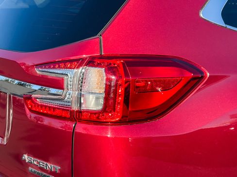 Used 2023 Subaru Ascent Limited w/ Technology Package image 8