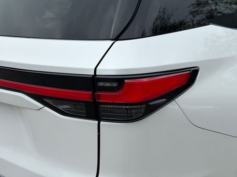 Used 2025 Lexus TX 350 AWD w/ Technology Package image 25