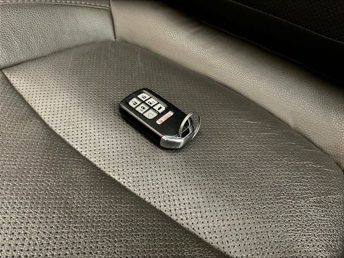 Used 2019 Honda Odyssey Elite image 36