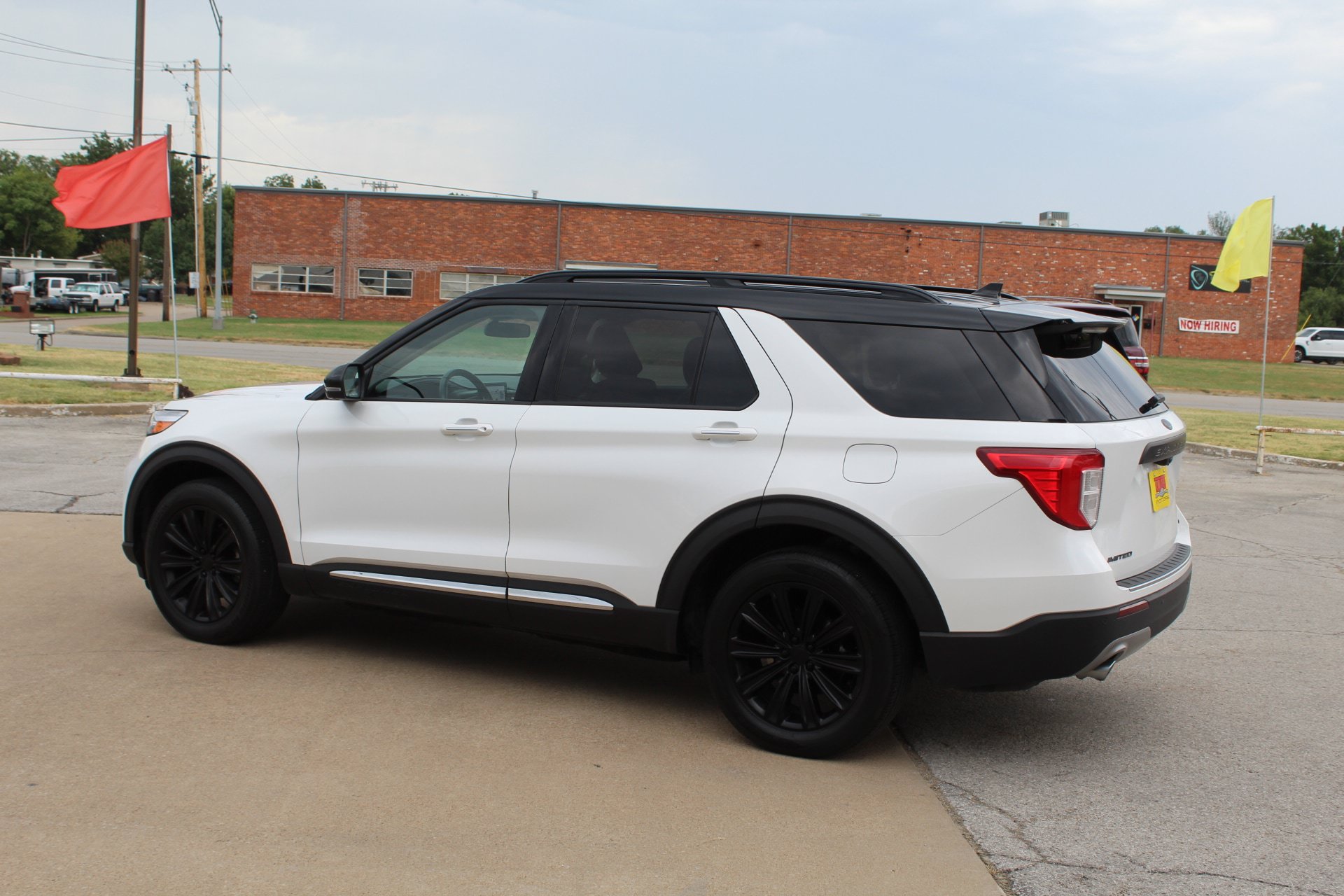 Used 2020 Ford Explorer Limited AWD/4WD image 8