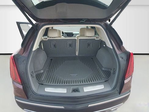 Used 2022 Cadillac XT5 Premium Luxury w/ Technology Package AWD/4WD image 28
