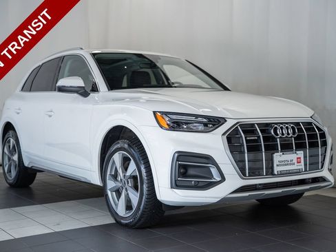 Used 2023 Audi Q5 2.0T Premium Plus w/ Premium Plus Package AWD/4WD image 1