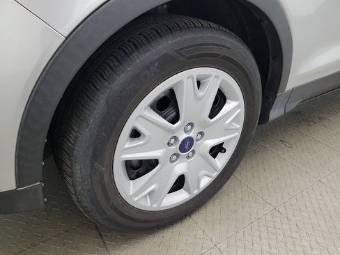 Used 2016 Ford Escape S FWD image 31