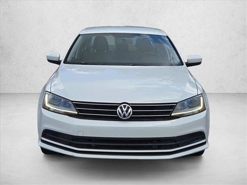 Used 2017 Volkswagen Jetta S FWD image 2