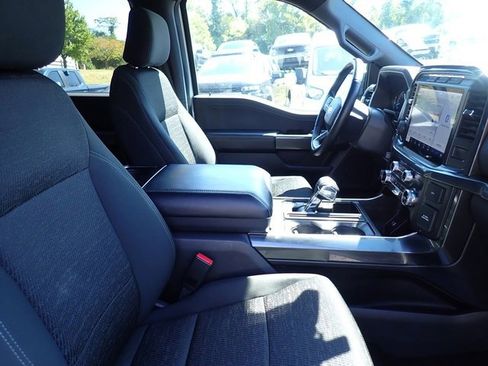 Certified 2022 Ford F150 XLT w/ Equipment Group 302A High image 10