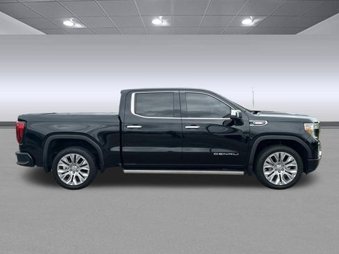 Used 2021 GMC Sierra 1500 Denali w/ Denali Ultimate Package AWD/4WD image 2