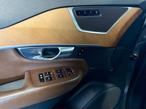 Used 2018 Volvo XC90 T6 Inscription w/ Convenience Package AWD/4WD image 15