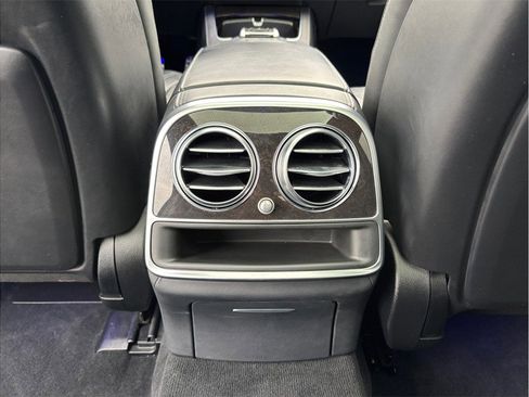 Used 2016 Mercedes-Benz S 63 AMG 4MATIC Sedan image 43