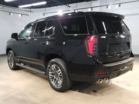 Used 2025 Chevrolet Tahoe Z71 AWD/4WD image 5