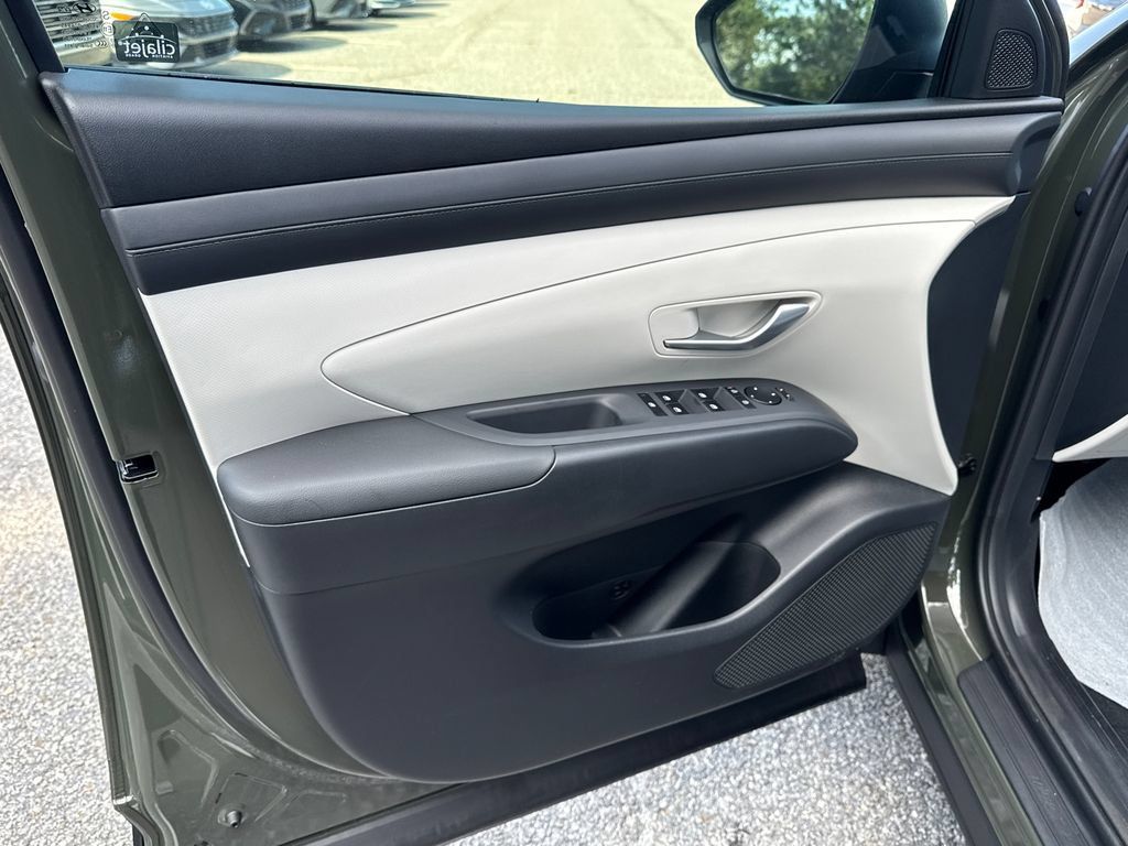 New 2026 Hyundai Tucson SE FWD image 10