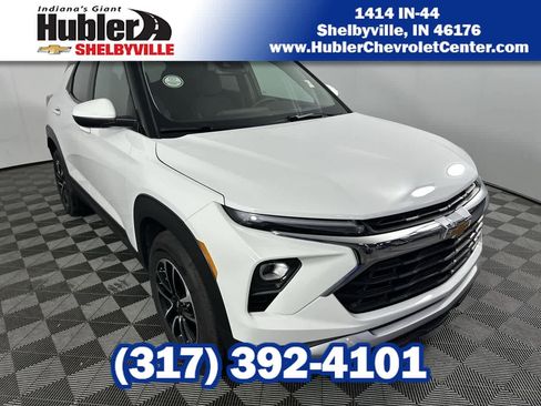 Used 2024 Chevrolet TrailBlazer LT w/ Convenience Package image 1