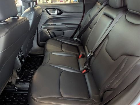 New 2025 Jeep Compass Limited w/ Sun & Sound Group image 17