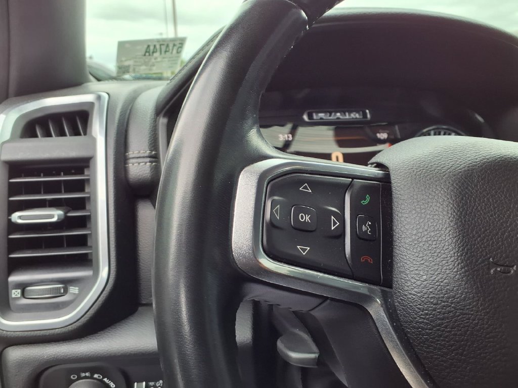 Used 2021 RAM 1500 Laramie w/ Sport Appearance Package AWD/4WD image 11