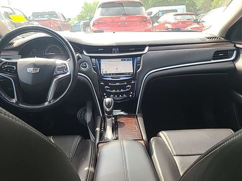 Used 2018 Cadillac XTS Luxury AWD/4WD image 7