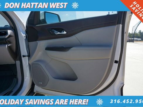 Used 2021 GMC Acadia SLT w/ Trailering Package image 29