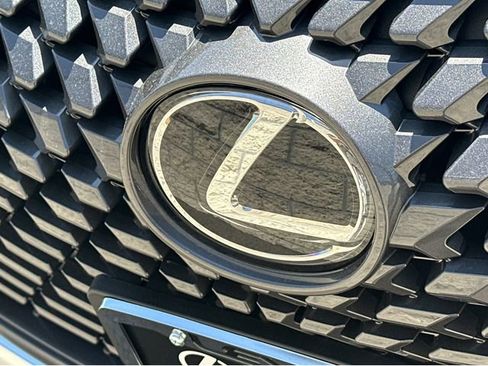 New 2026 Lexus UX 300h FWD image 42