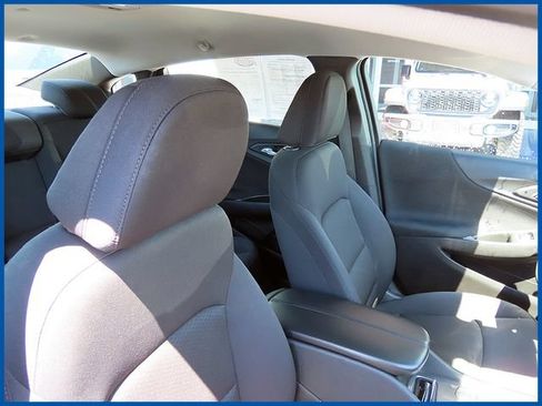Used 2023 Chevrolet Malibu LT FWD image 8