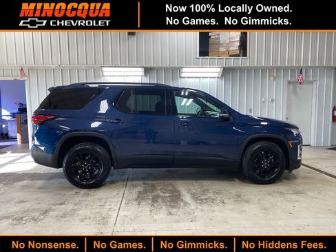 Used 2023 Chevrolet Traverse LT w/ Midnight/Sport Edition image 1