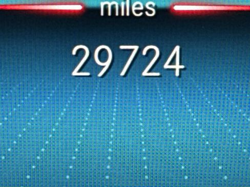 Used 2021 Mercedes-Benz GLB 250 image 26