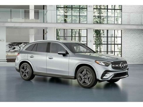 New 2025 Mercedes-Benz GLC 350e 4MATIC image 13