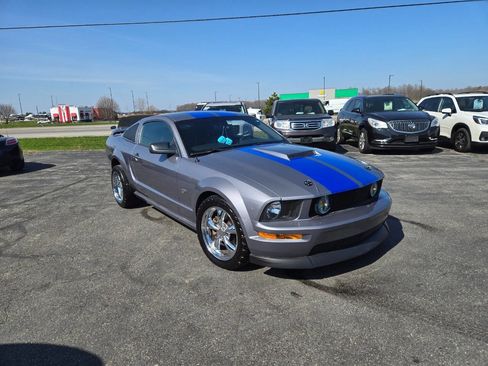 Used 2006 Ford Mustang GT Premium RWD image 13