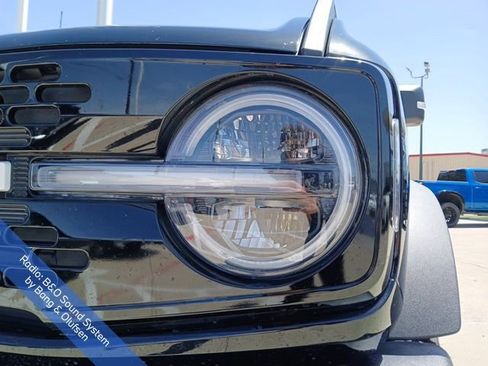Used 2025 Ford Bronco Outer Banks image 4