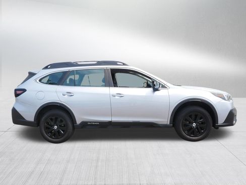 Used 2022 Subaru Outback AWD/4WD image 8