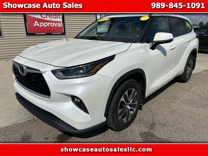 Used 2021 Toyota Highlander XLE