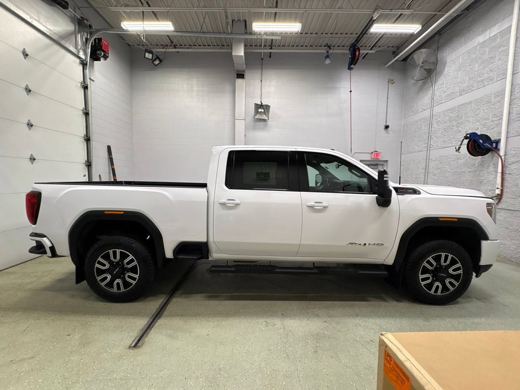 Used 2023 GMC Sierra 2500 AT4 w/ Snow Plow Prep/Camper Package AWD/4WD image 3