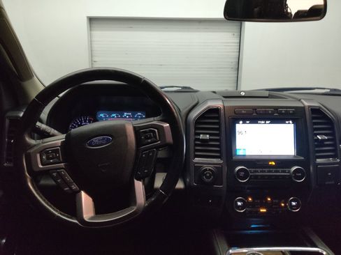 Used 2018 Ford Expedition Max Platinum image 22