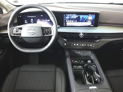 Certified 2025 Nissan Murano Platinum w/ Cargo Package image 23