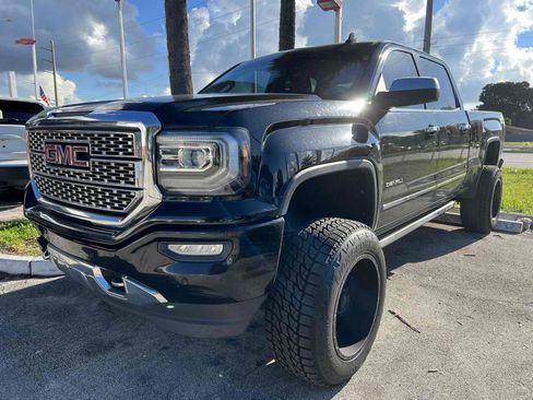 Used 2017 GMC Sierra 1500 Denali w/ Denali Ultimate Package image 2