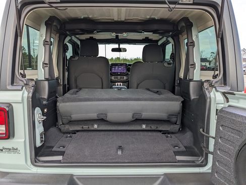 Used 2023 Jeep Wrangler Willys image 38