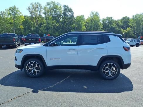 New 2026 Jeep Compass Limited AWD/4WD image 4