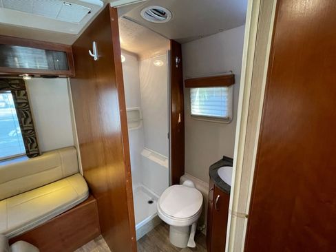 Used 2013 Mercedes-Benz Sprinter 3500 image 30