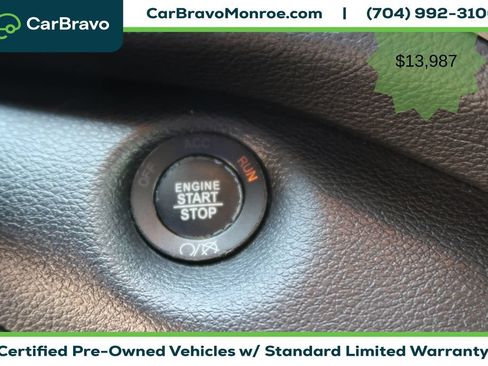 Used 2019 Jeep Cherokee Limited AWD/4WD image 30