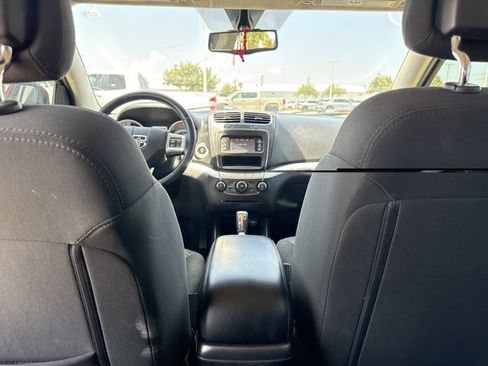 Used 2015 Dodge Journey American Value Package FWD image 18