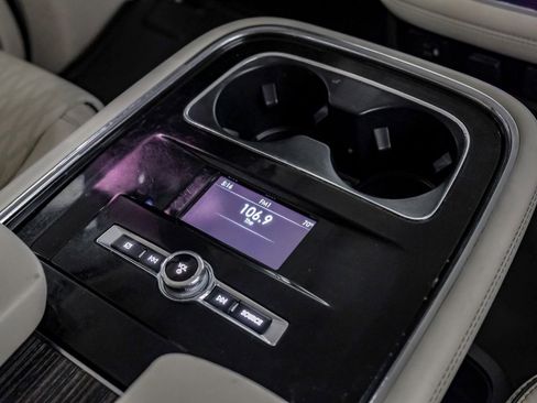 Used 2021 Lincoln Navigator L Black Label w/ Cargo Convenience Package image 37