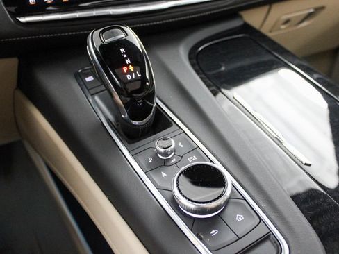 Used 2024 Cadillac Escalade Premium Luxury w/ LPO, Floor Liner Package AWD/4WD image 41