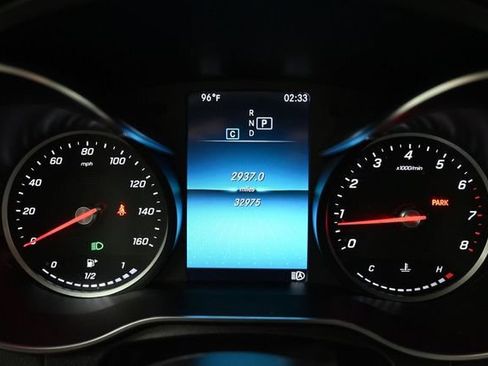 Used 2022 Mercedes-Benz GLC 300 image 5