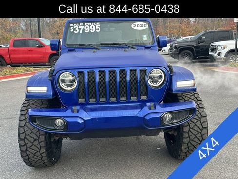 Used 2020 Jeep Wrangler Unlimited Sahara image 2