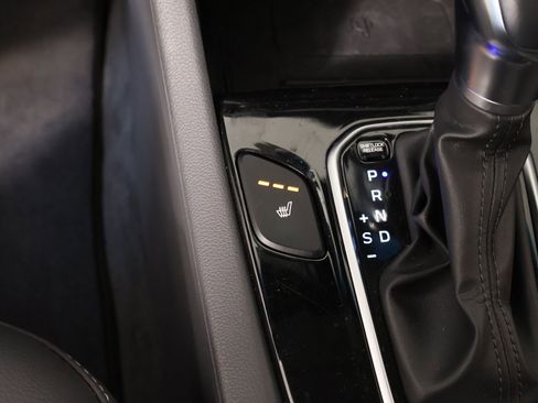 Used 2019 Hyundai Ioniq Limited w/ Ultimate Package 02 image 9