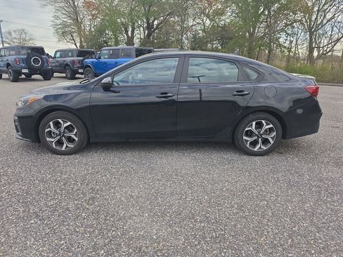 Used 2021 Kia Forte LXS image 6