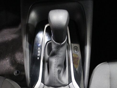 Used 2023 Toyota Corolla LE image 30