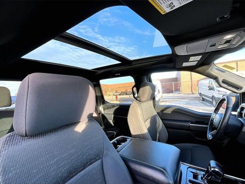 Certified 2023 Ford F150 XLT w/ Equipment Group 302A High image 21