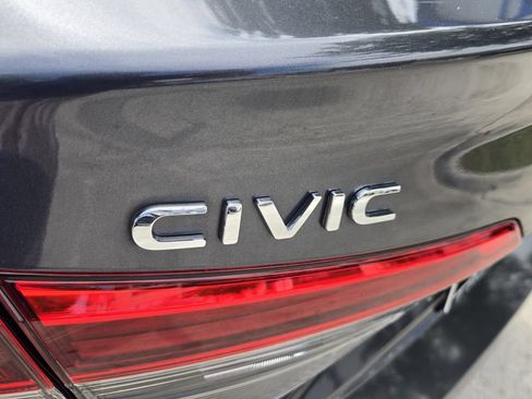 Used 2024 Honda Civic Touring image 15