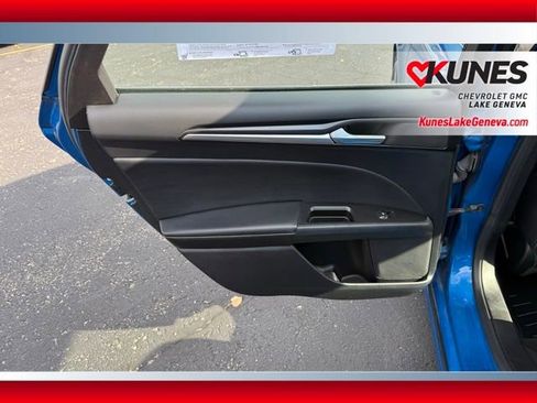 Used 2019 Ford Fusion Titanium image 15